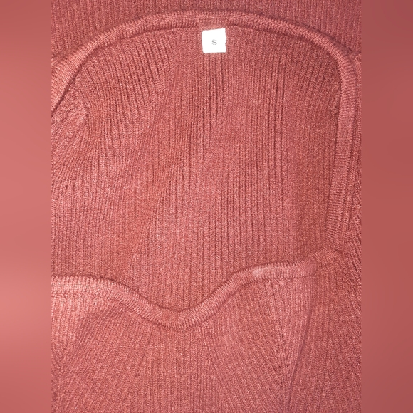 Womens maroon Amazon knit sweater size small excellent used condition - Picture 4 of 7